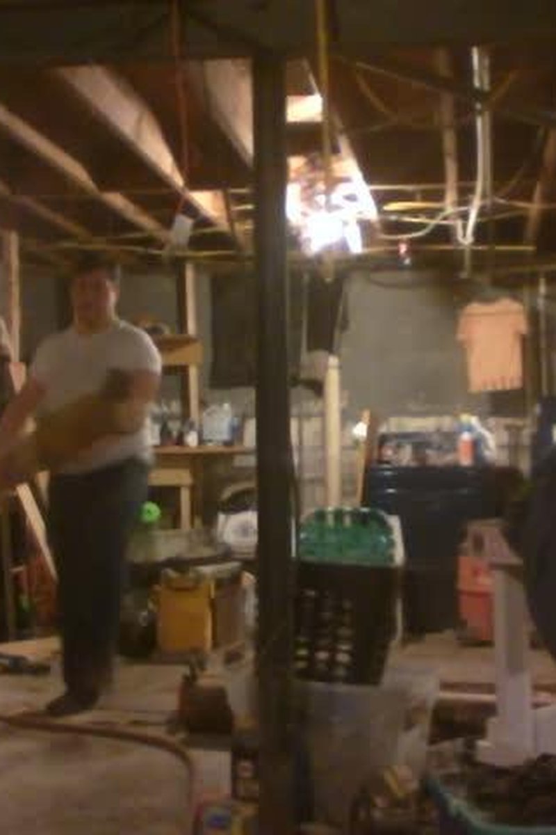 Cleaning Basement - Screenshot 1 of 4 - Clothed Sex