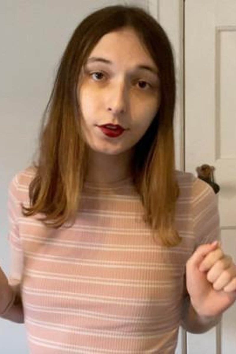 Sissy Butt Plug Training - Screenshot 1 of 4 - Butt Plug