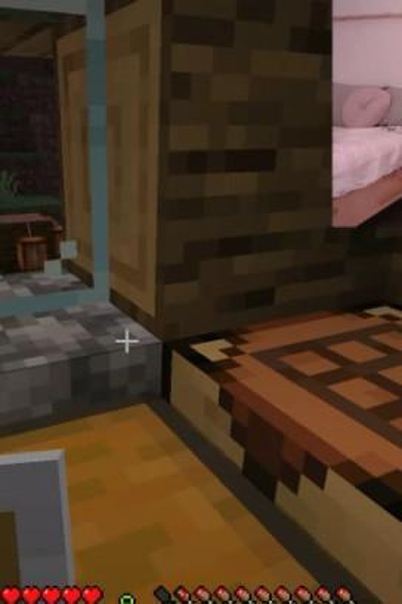 Minecraft Streamer Cums Live - Screenshot 1 of 4 - Abbeyrhode