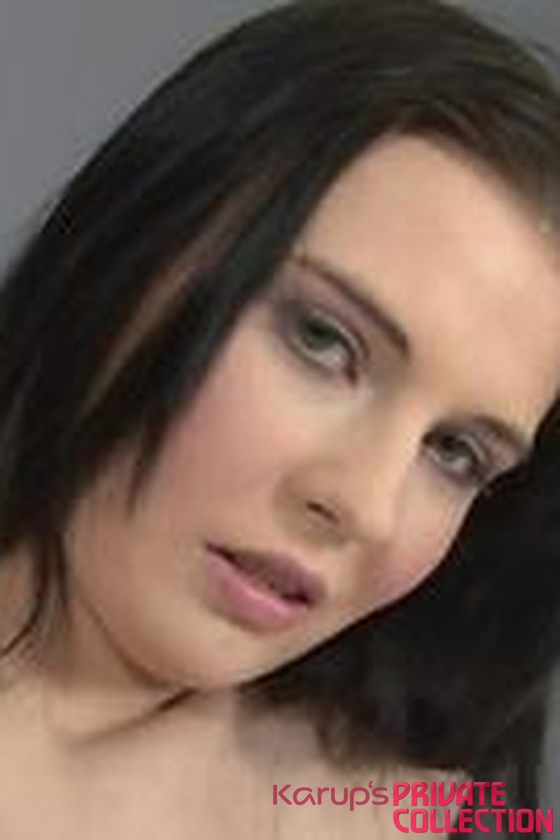Natalia - Screenshot 1 of 4 - Natalia Black