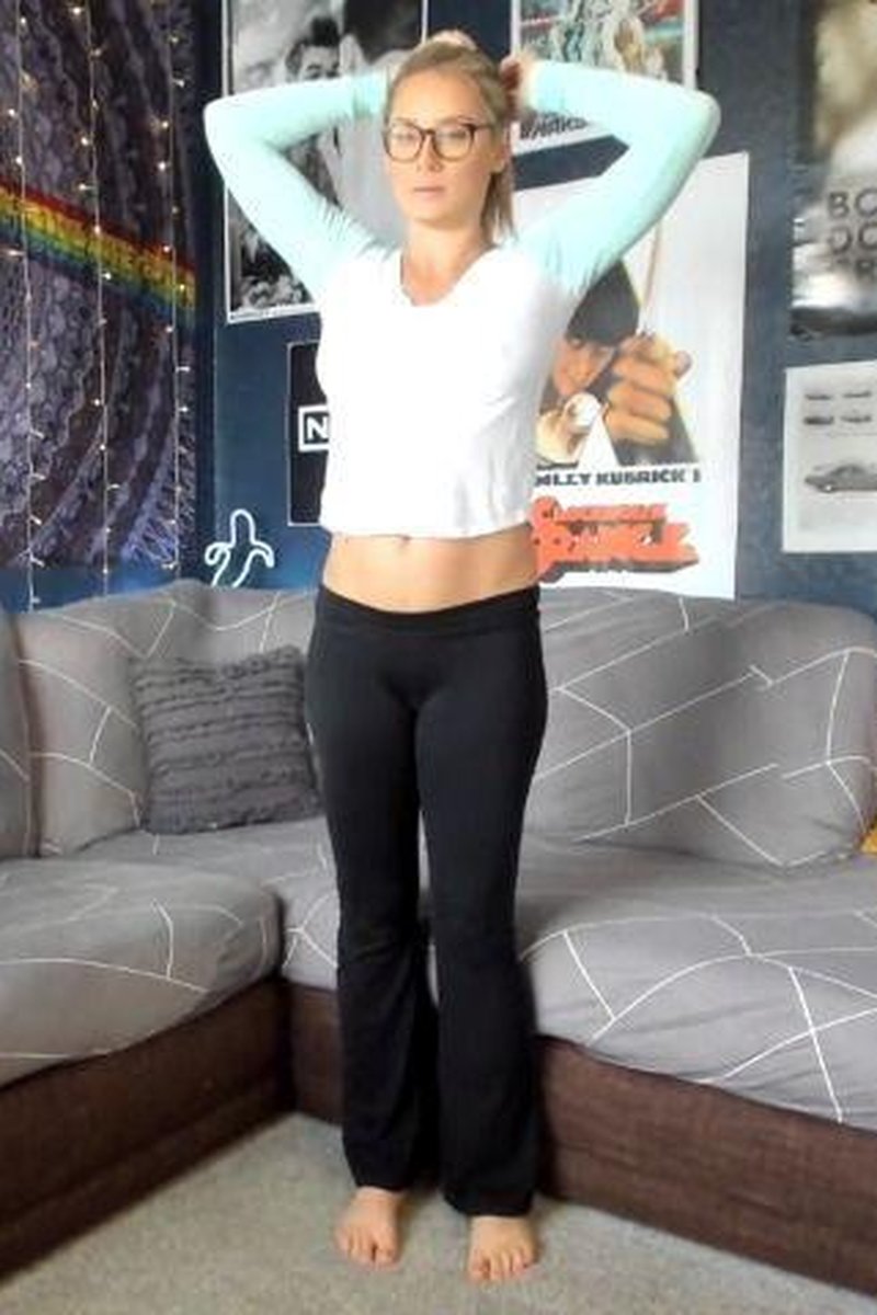 Belly Button Fetish - Screenshot 1 of 4 - Belly Fetish