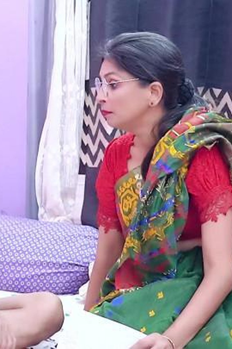 TP-manyvidsindianpunam-horny-indian-teacher-hot-sex-with-her-18-year-old-student