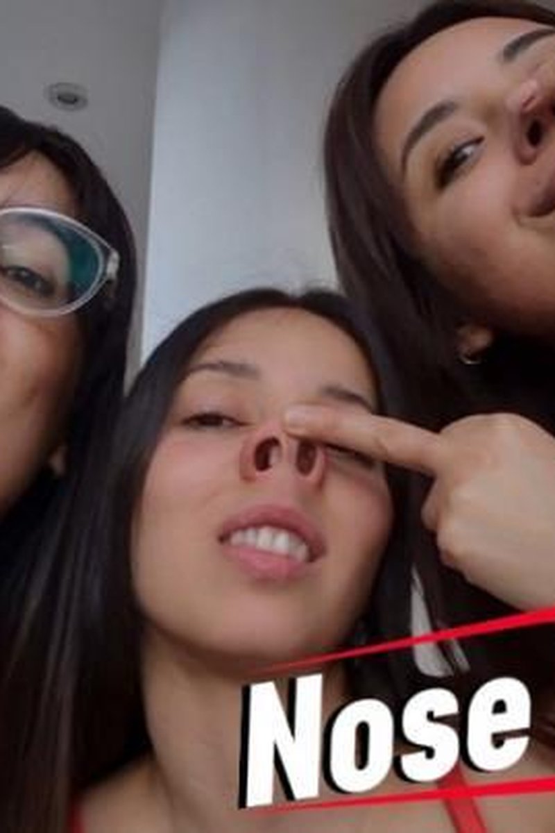 TP-manyvidsyourpowerfartsgirls-runny-noses-blowing-nose-hard
