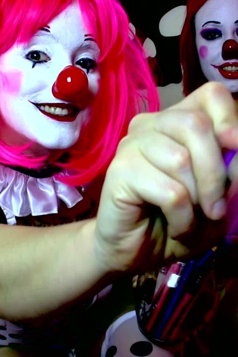 Circus Sissy Slut - Screenshot 1 of 4 - Cosplay