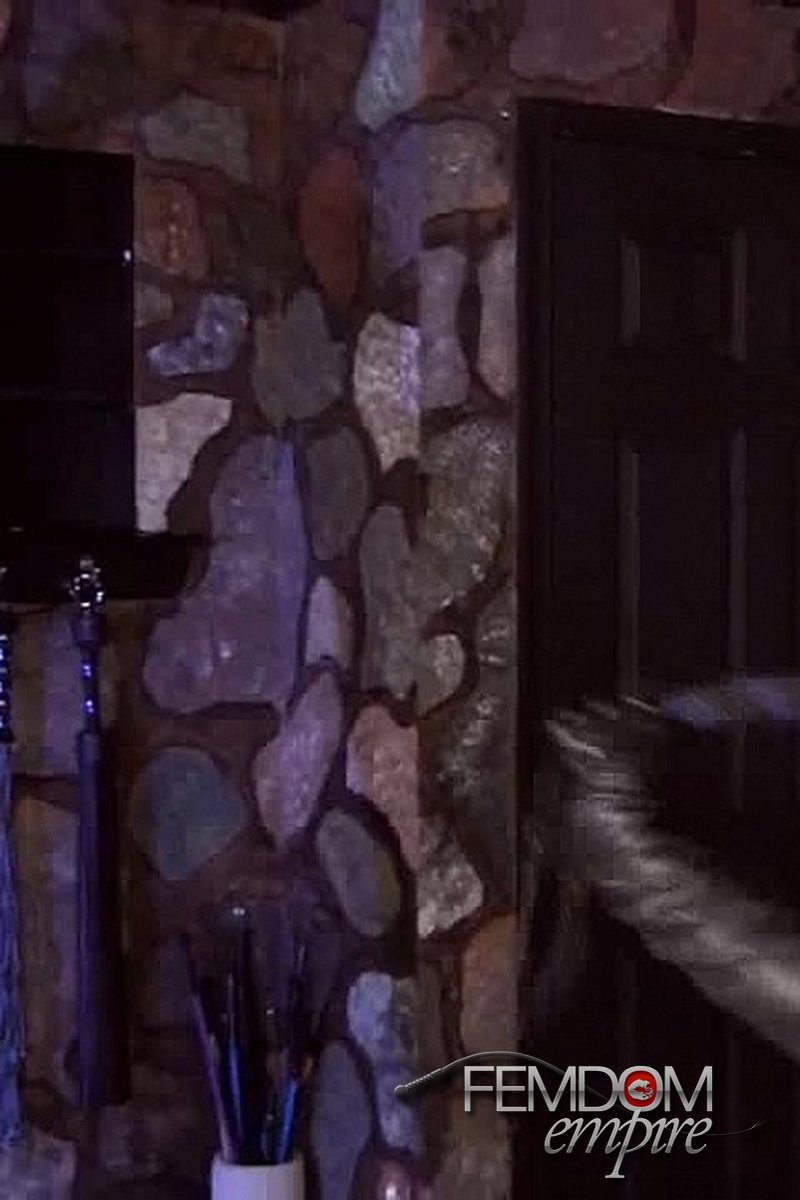 True Sadist - Screenshot 1 of 4 - Blond Hair