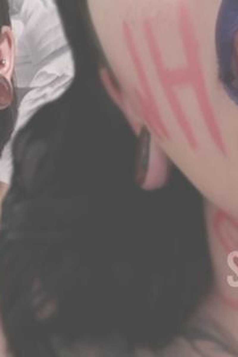 Spit & Swallow - Screenshot 1 of 4 - Brown Hair