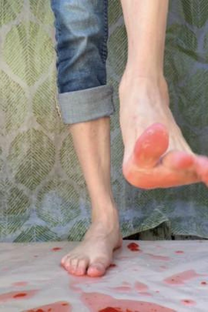 Slippery Cherry Jello - Screenshot 1 of 4 - Foot Fetish