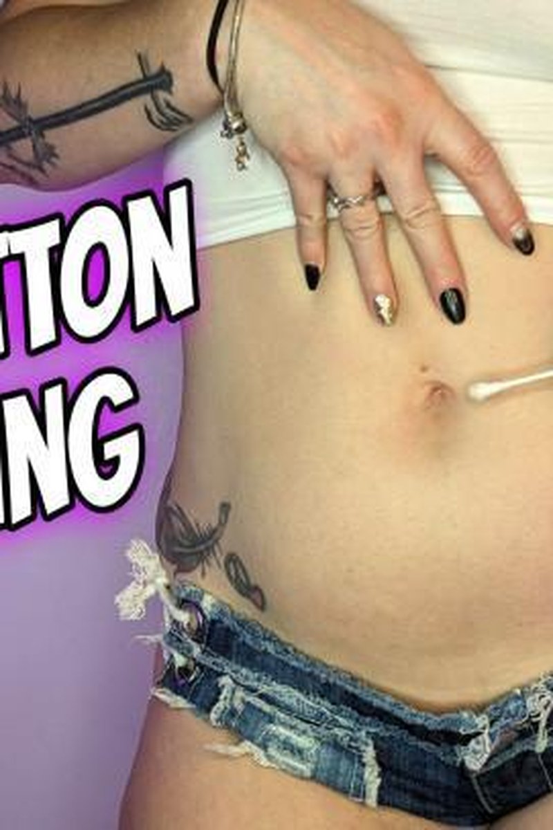 Belly Button Cleaning - Screenshot 1 of 4 - Belly Fetish