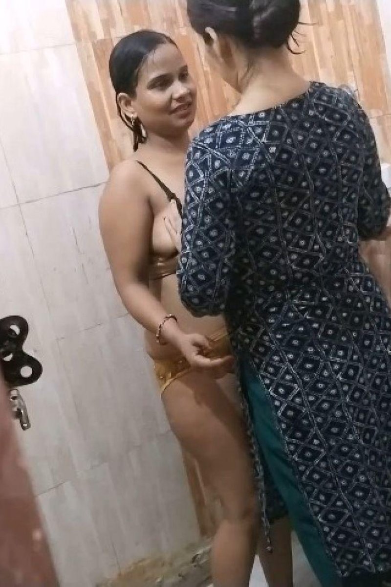 TP-manyvidsindianbhabhi-indian-lesbian-friend-helps-me-forget-my-boyfriend-sucking