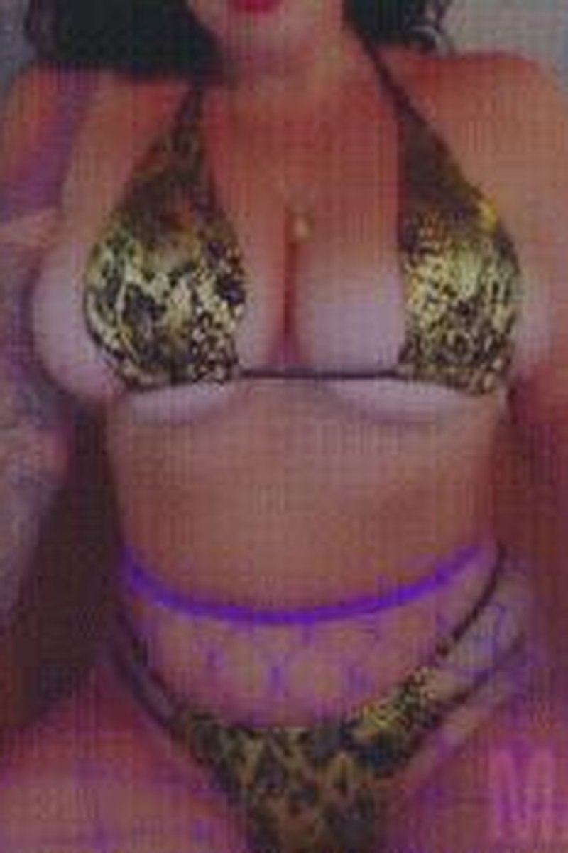 Cumfusion - Screenshot 1 of 4 - Ass Worship
