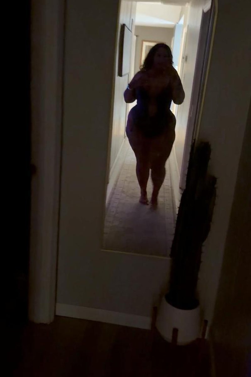 Silhouette - Screenshot 1 of 4 - BBW
