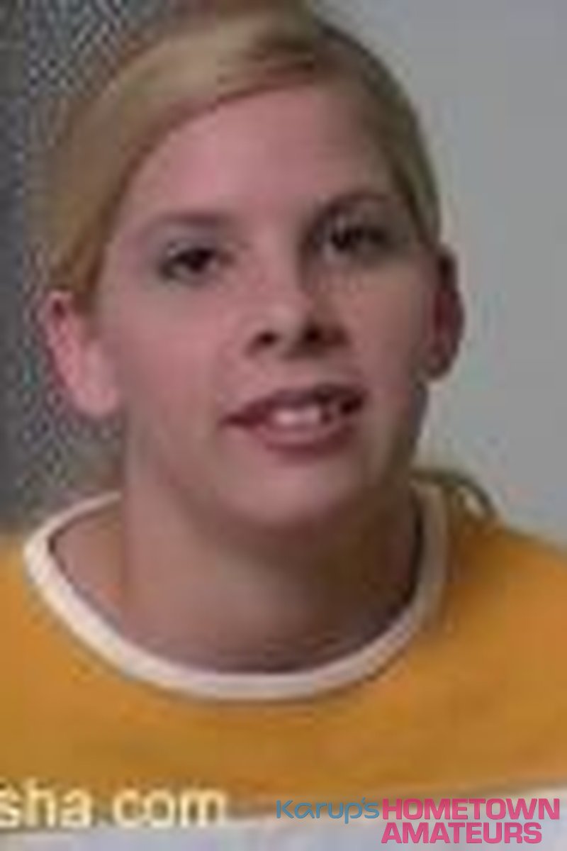 Kinzy - Screenshot 1 of 4 - Kinzy Jo