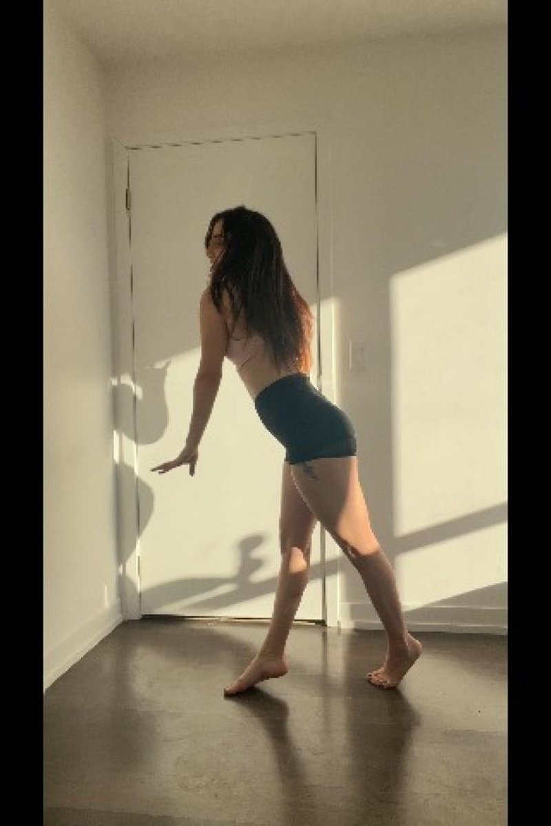 Dance - Screenshot 1 of 4 - Dancer
