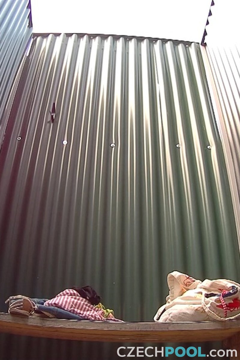 Young Is Pretty - Screenshot 1 of 4