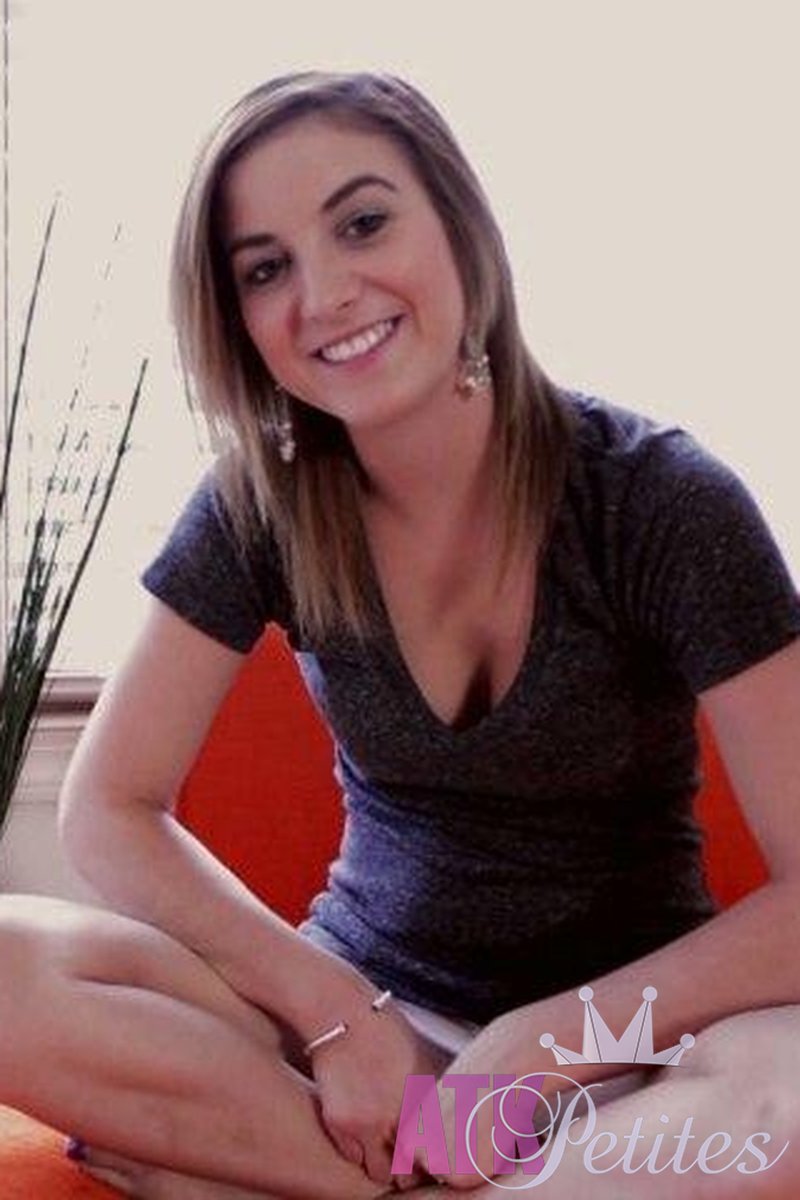 Katie King - Interview - Screenshot 1 of 4 - Katie King