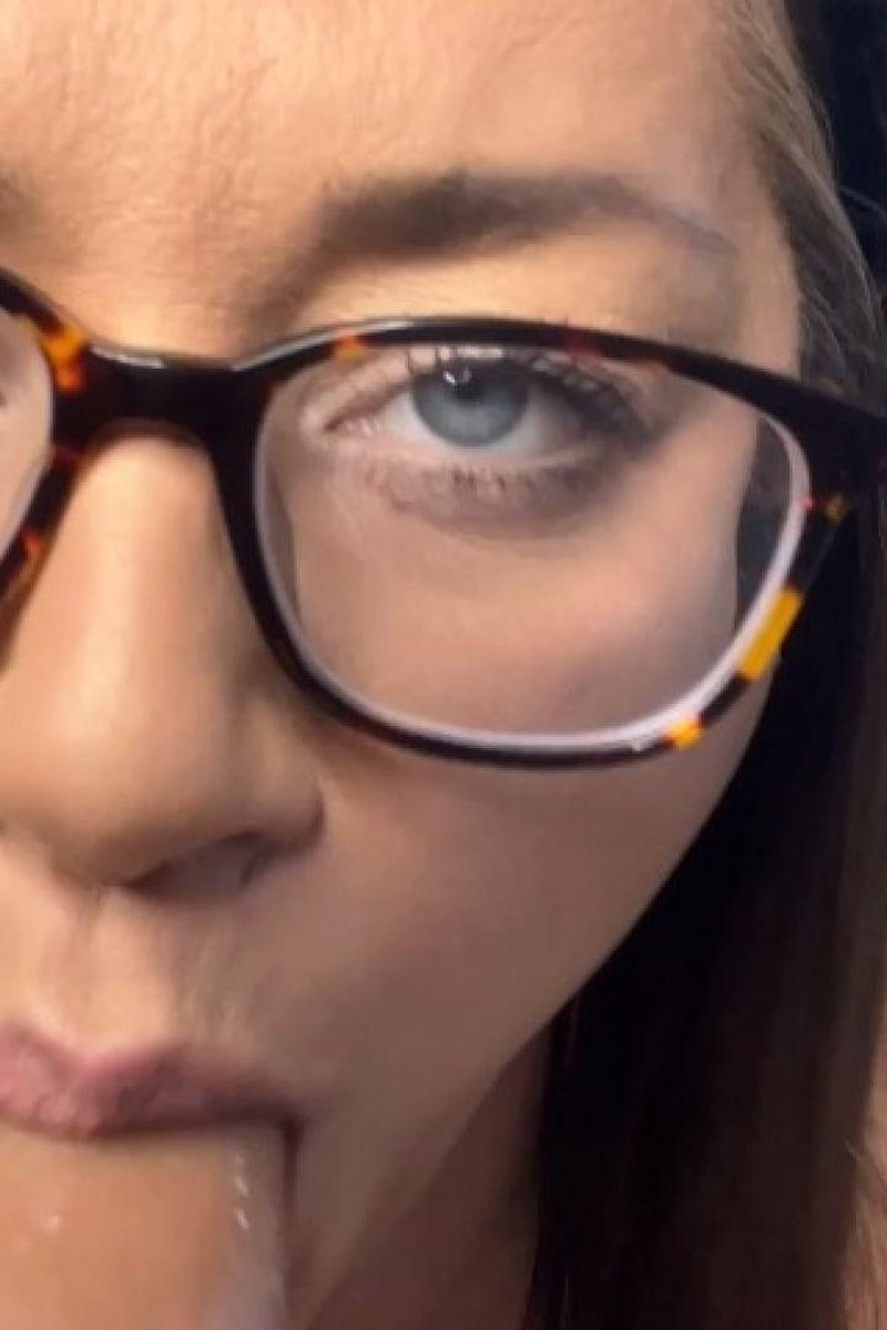 POV: BJ, Titty Fuck, Cum Begging - Screenshot 1 of 4 - Cumbegging