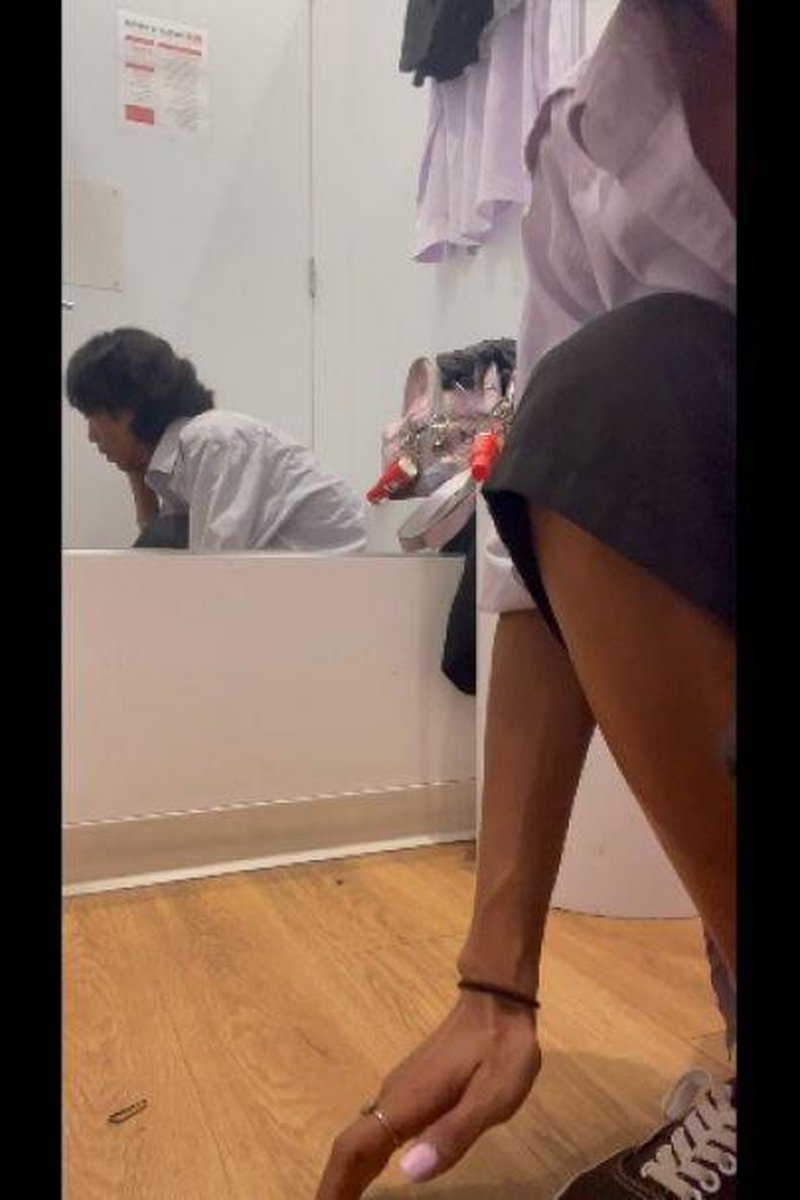 Try-On ~ Skort - Screenshot 1 of 4 - Asian