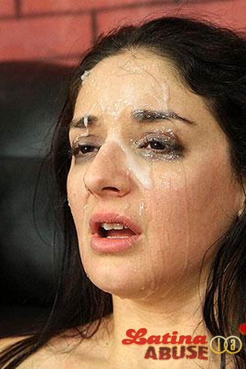 Sheena Ryder - Screenshot 1 of 4 - Blowjob