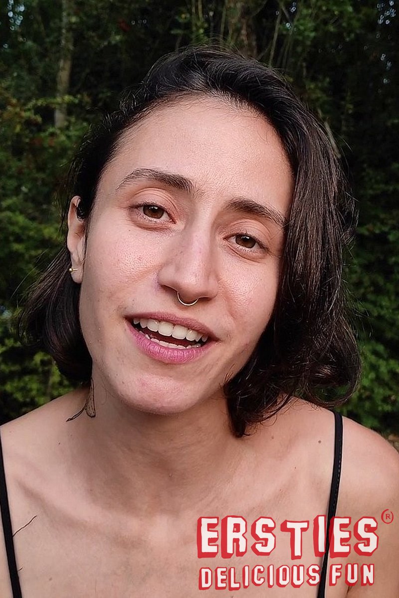 Interview - Screenshot 1 of 4 - European