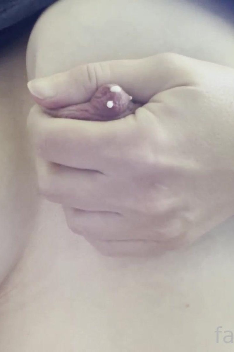 Mmmilky - Screenshot 1 of 4 - Caireen Kinley