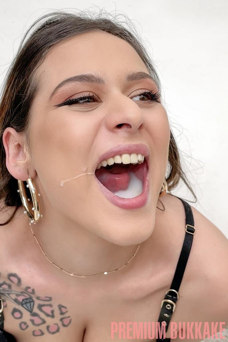 Bella Rico #2 - Bukkake - Behind The Scenes - Screenshot 1 of 4 - Amateur