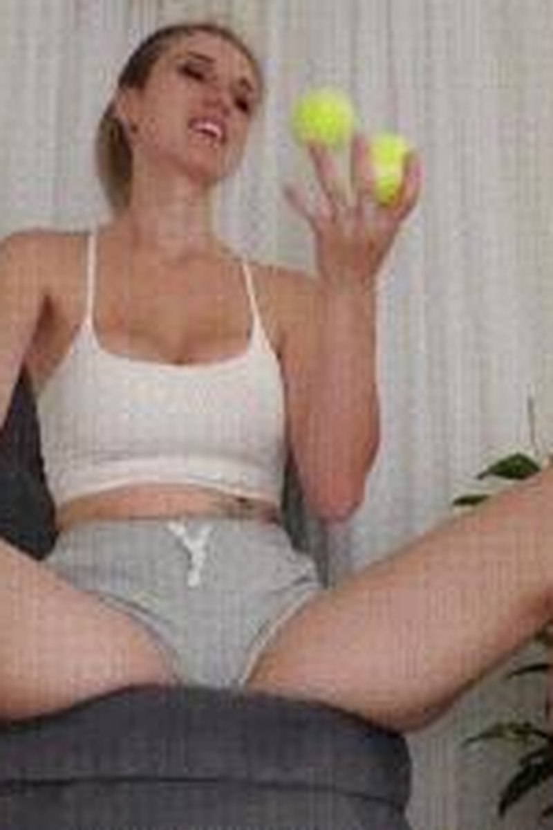Tennis Slave - Screenshot 1 of 4 - Domination