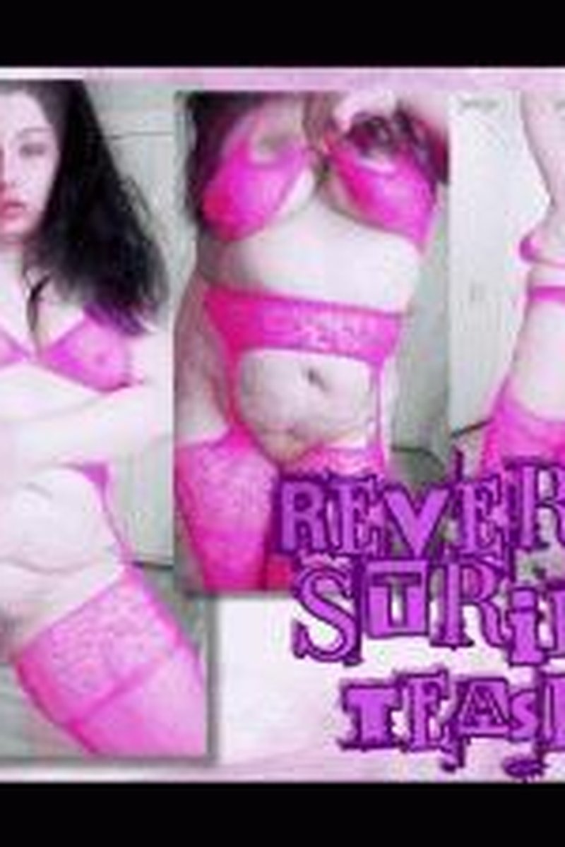 Reverse Strip Tease - Screenshot 1 of 4 - Breast Play