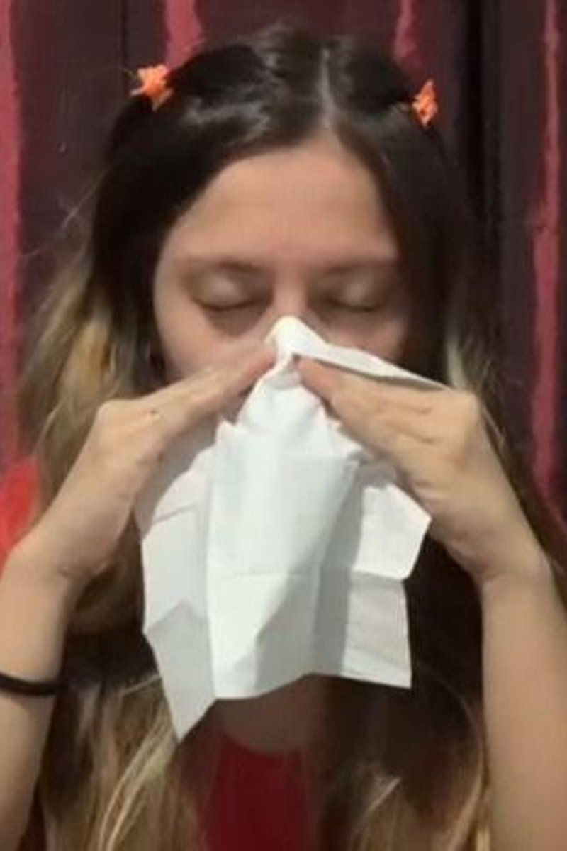 Blowing Nose Compilation - Screenshot 1 of 4 - Face Fetish