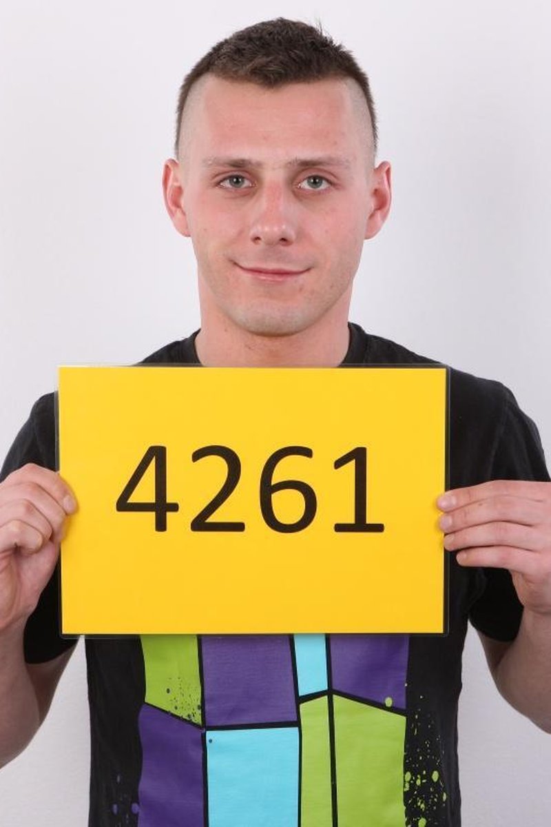 Czech Gay Casting 41: Czech Gay Casting - Mirek (4261) - Screenshot 1 of 4 - Amateur