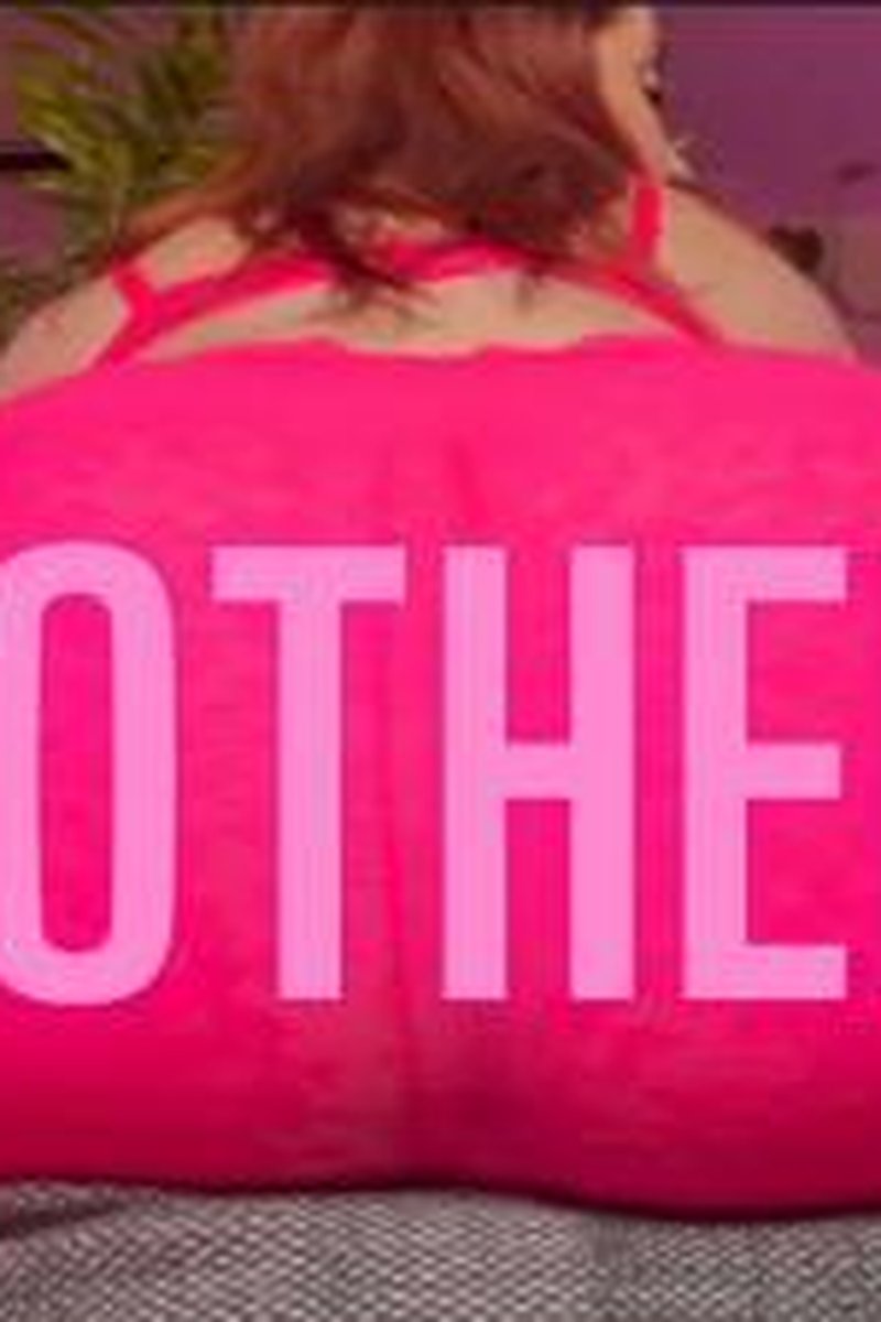 Smothered - Screenshot 1 of 4 - Ass Fetish
