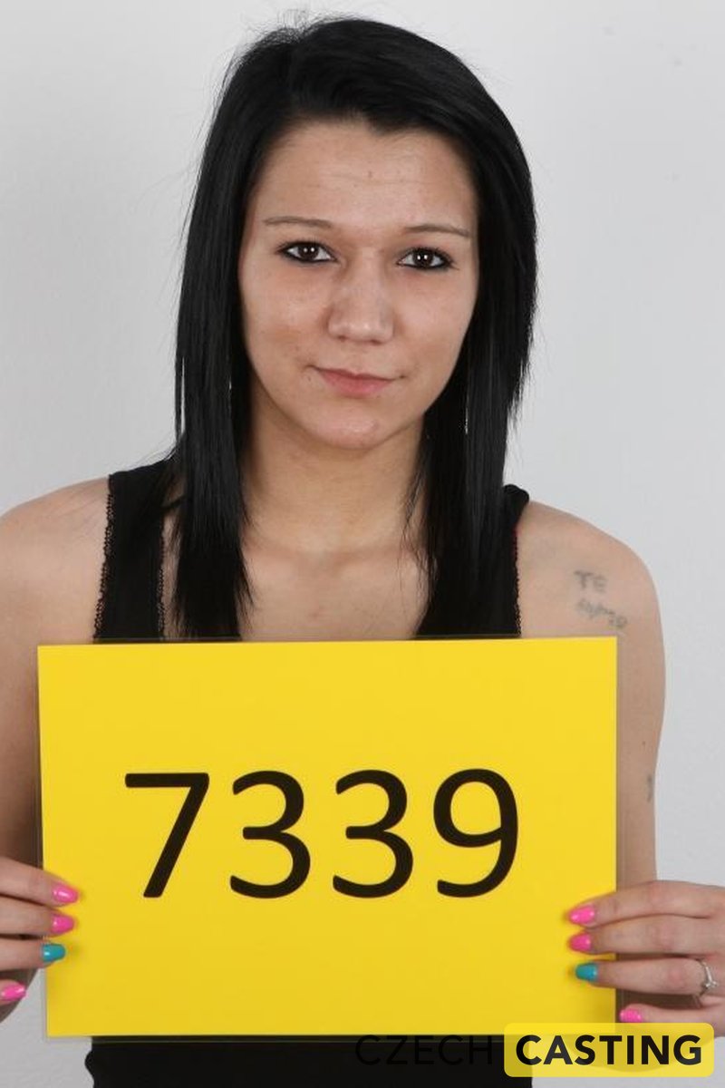 Czech Casting 1798: Denisa (21) - Screenshot 1 of 4 - Blowjob