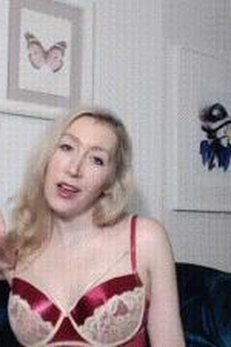 Clip Training - Screenshot 1 of 4 - Femdom