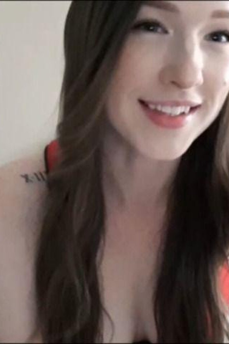 Use Me - Screenshot 1 of 4 - Blowjob
