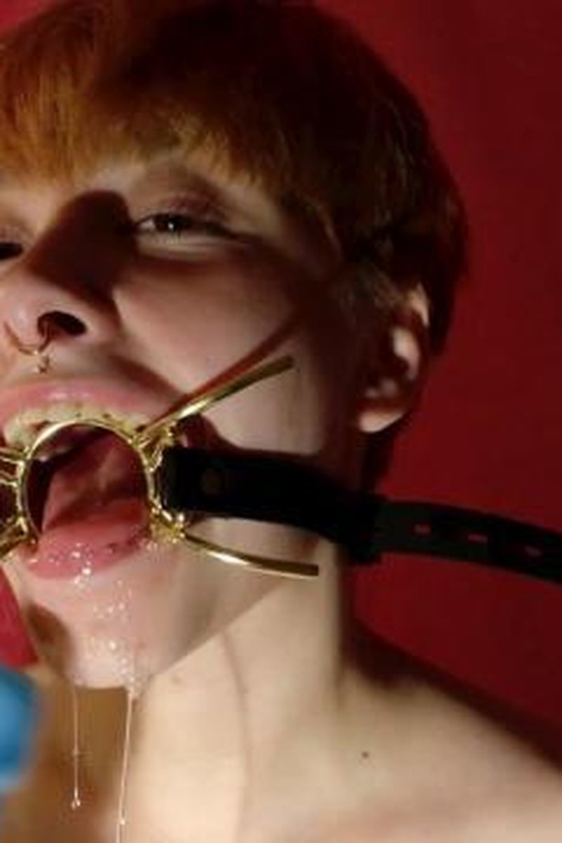 Spider Gagged - Screenshot 1 of 4 - Blowjob