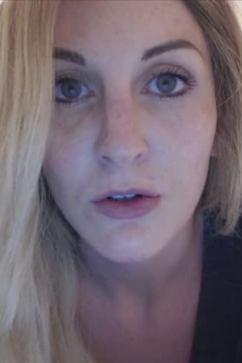 ASMR Shh - Screenshot 1 of 4 - Blonde Hair (Female)
