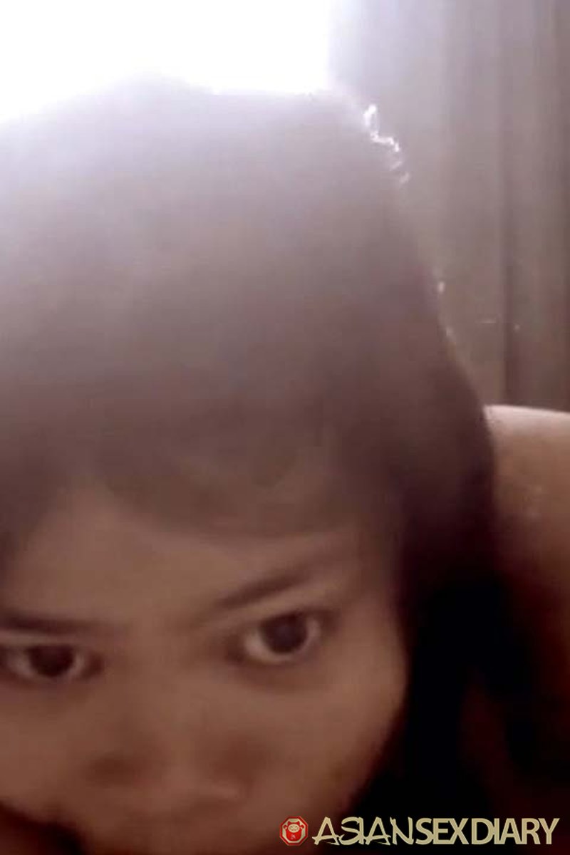 Nhei Webcam - Screenshot 1 of 4 - Asian
