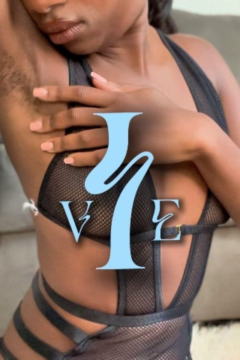 Pit Pervert - Screenshot 1 of 4 - Armpit Fetish