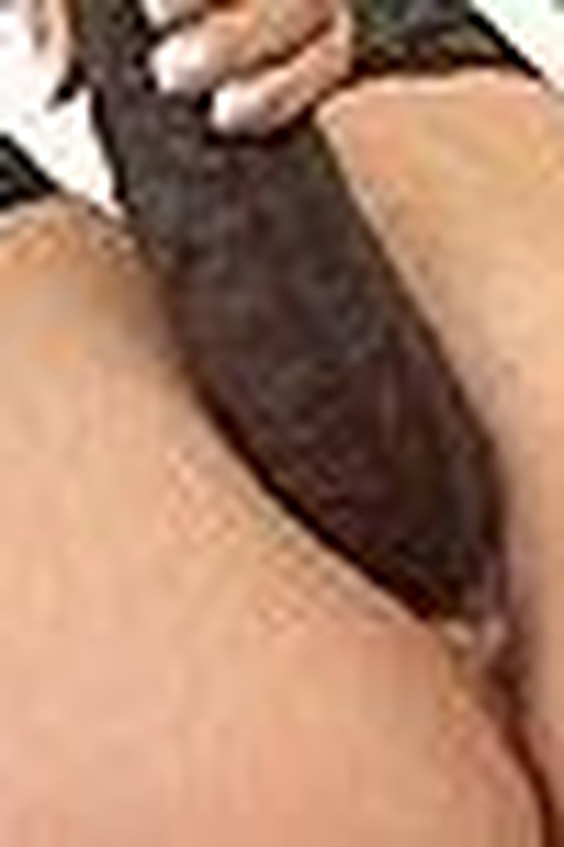 Huge Dildo Fuck - Screenshot 1 of 4 - Brown Hair