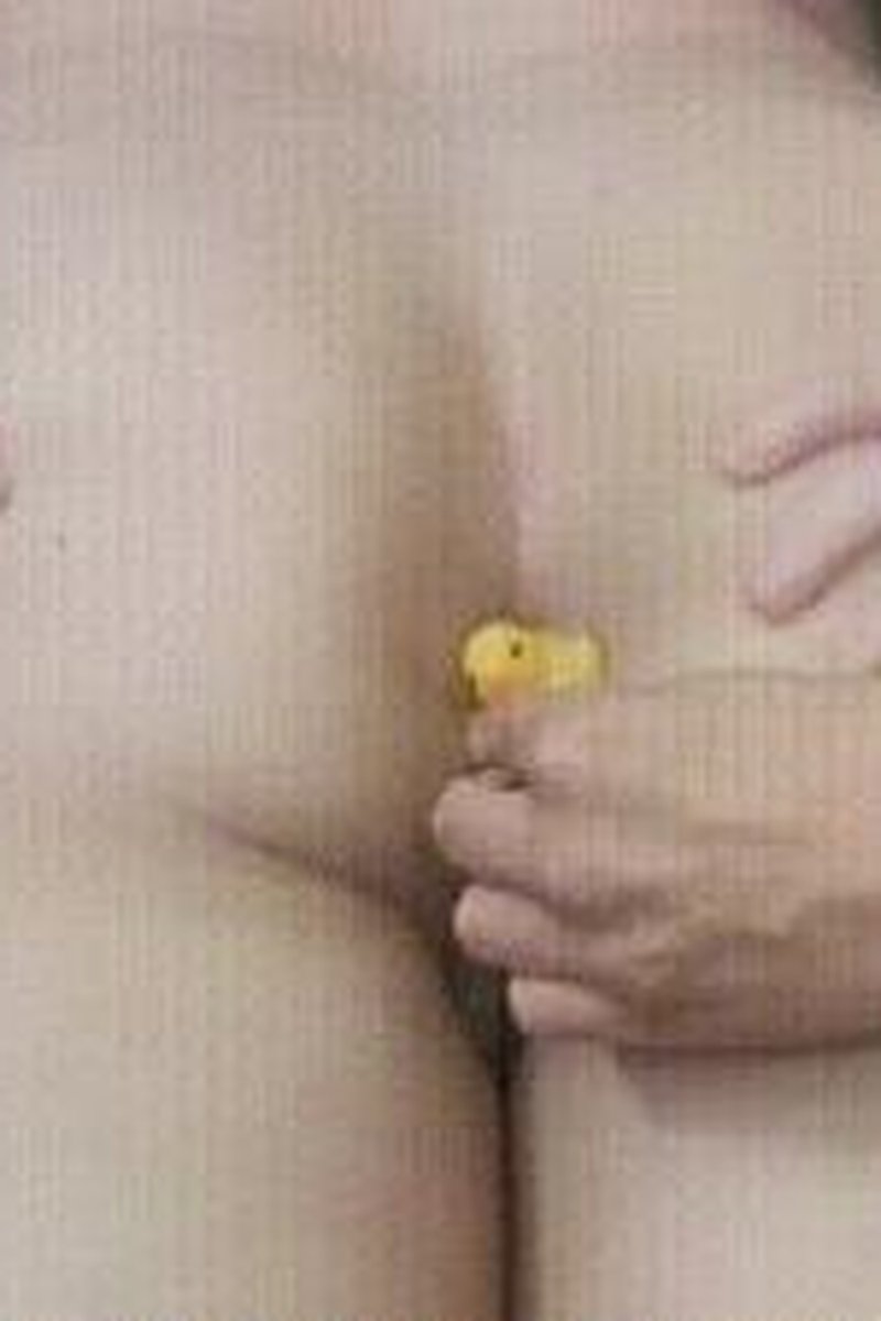 Rubber Duck Compression - Screenshot 1 of 4 - Ass Control