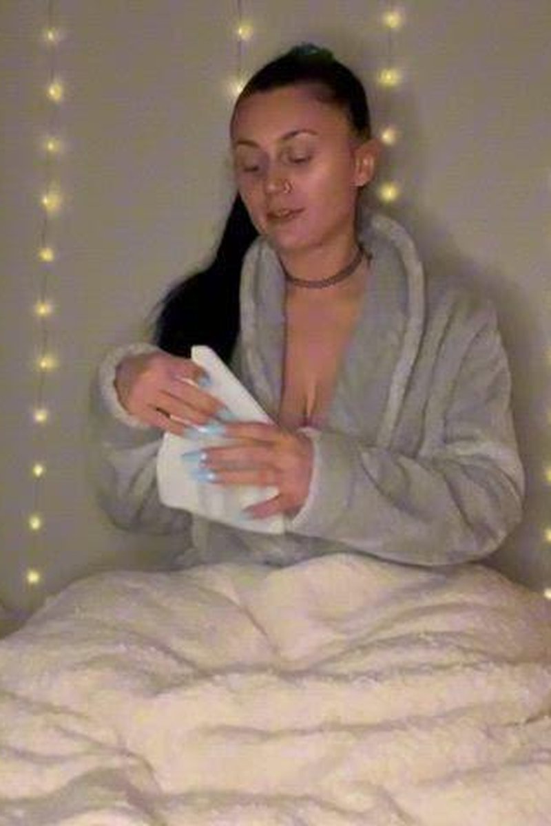 Head Cold - Screenshot 1 of 4 - Celinamaexo