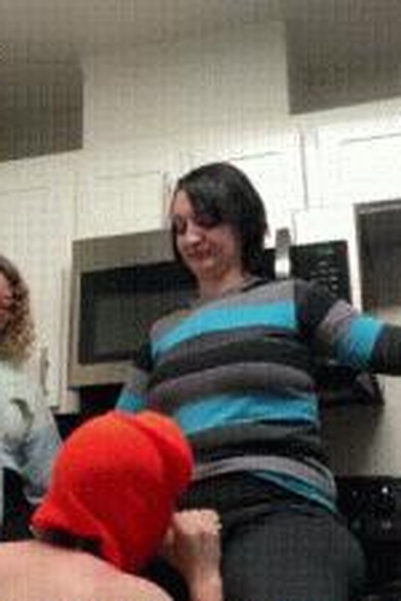 Kitchen Humiliation - Screenshot 1 of 4 - Domination