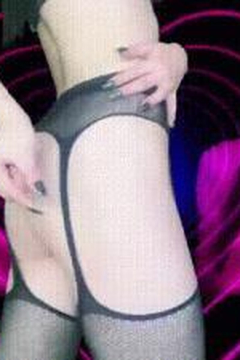 Paypig Reprogramming - Screenshot 1 of 4 - Captive