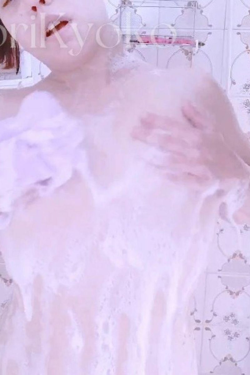 Bath Time - Screenshot 1 of 4 - Amateur
