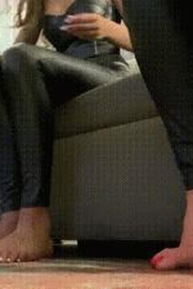 Double Domme Foot Ignore - Screenshot 1 of 4 - Femdom