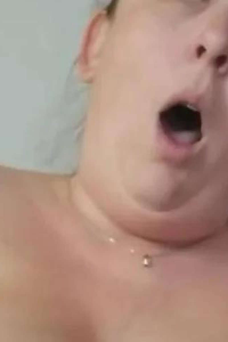 Riding Dick - Screenshot 1 of 4 - Hullo Chicky