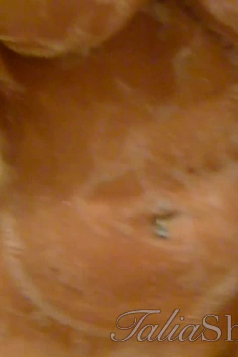 Showertime - Screenshot 1 of 4 - Brown Hair