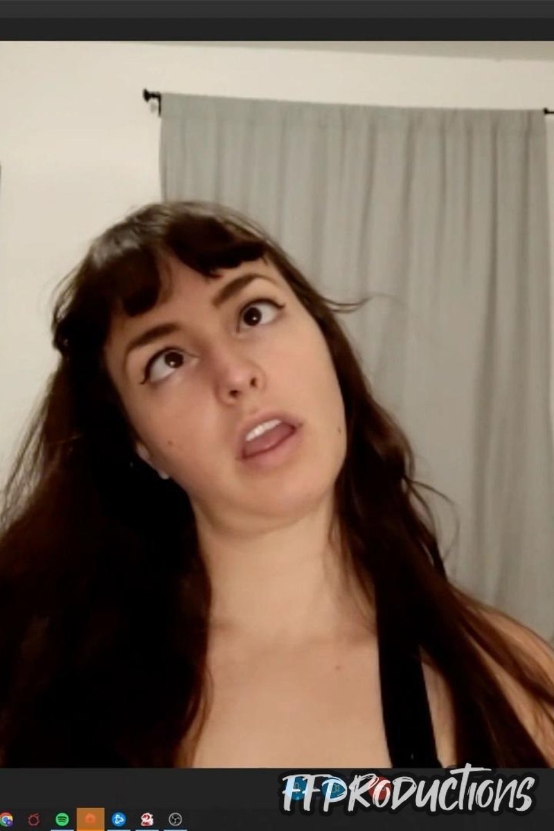 Karly Salinas' Third - Screenshot 1 of 4