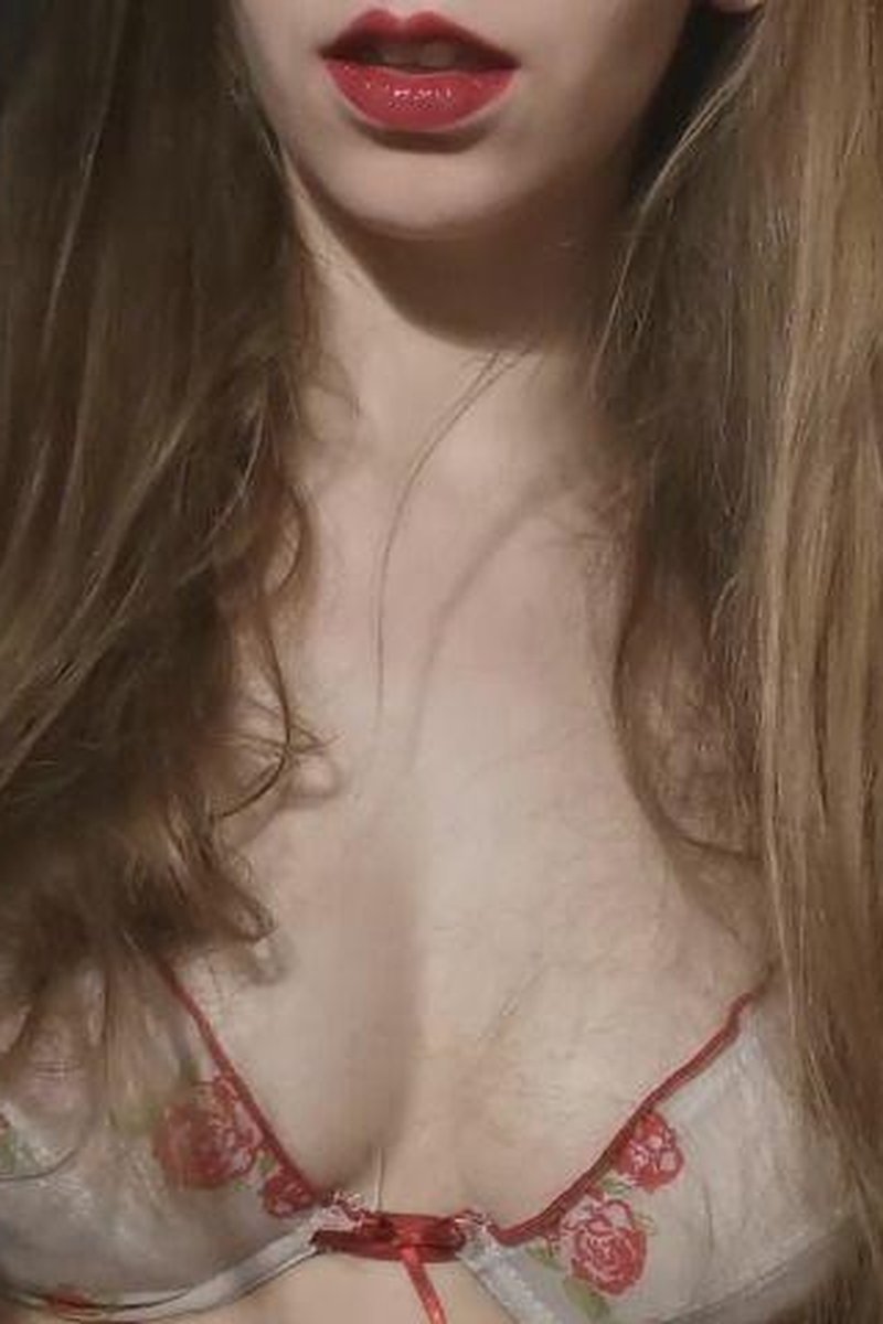 Sensual Burps - Screenshot 1 of 4 - Bra