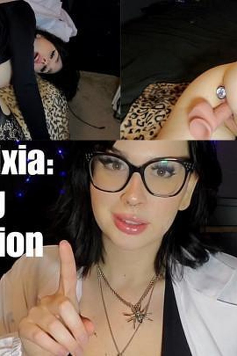 Scientist Rixia: Buttplug Masturbation - Screenshot 1 of 4 - Ass Fetish
