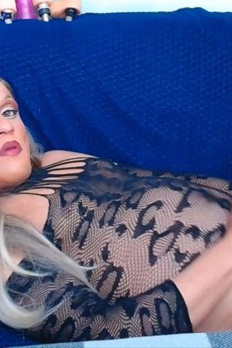 Cumshow - Screenshot 1 of 4 - Cum Play